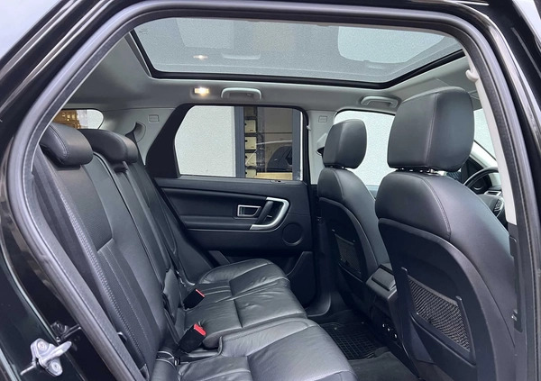 Land Rover Discovery Sport cena 77900 przebieg: 143345, rok produkcji 2016 z Grajewo małe 631